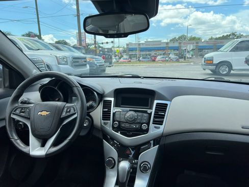 Used 2014 Chevrolet Cruze LT FWD image 13