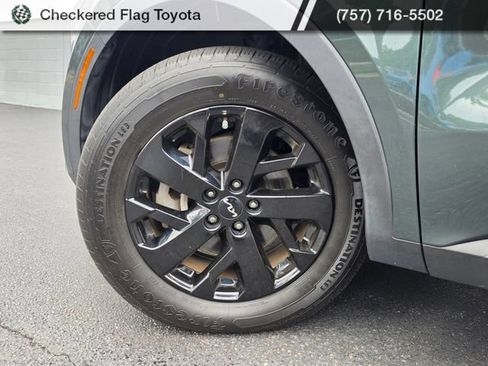 Used 2022 Kia Sorento S w/ Panoramic Sunroof Package AWD/4WD image 9