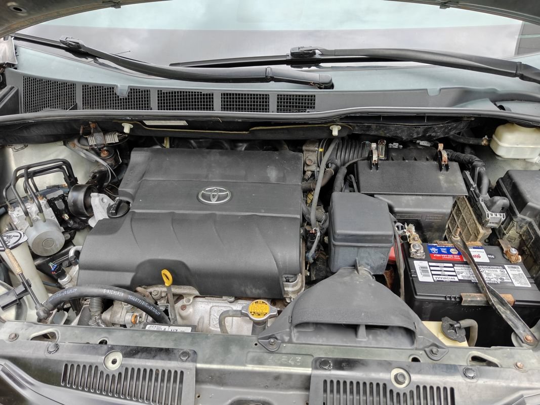 Used 2011 Toyota Sienna LE FWD image 23