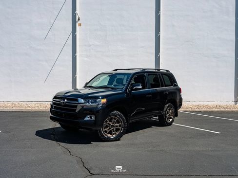Used 2020 Toyota Land Cruiser Heritage Edition AWD/4WD image 1
