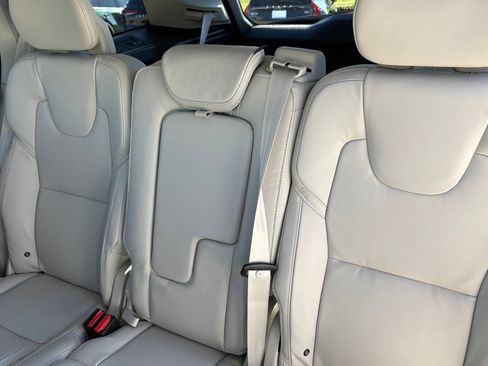 New 2026 Volvo XC90 B6 Ultra image 25