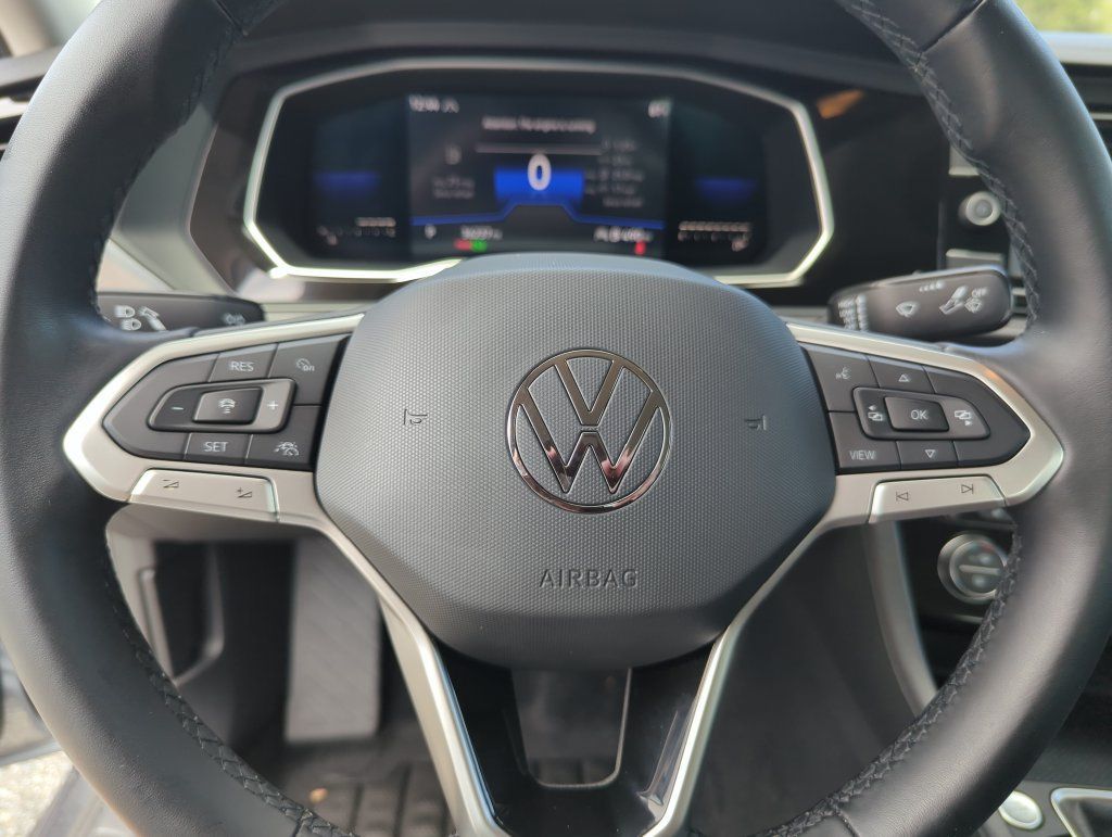 Used 2022 Volkswagen Jetta SE FWD image 43