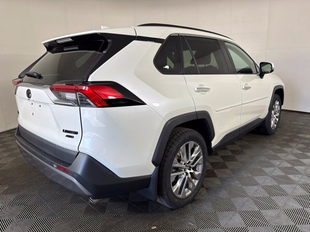 Used 2020 Toyota RAV4 Limited w/ Limited Grade Weather Package AWD/4WD image 3