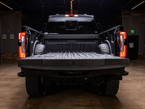 Used 2026 Ford F350 Platinum w/ Platinum Plus Package AWD/4WD image 9