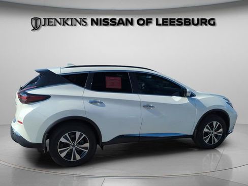 Certified 2024 Nissan Murano SV image 13