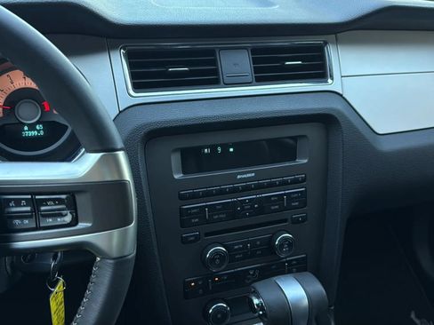 Used 2012 Ford Mustang Premium RWD image 31