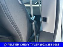 Used 2023 Chrysler Voyager LX FWD image 14