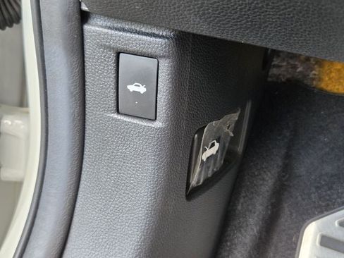 Used 2024 Honda Accord Sport image 31