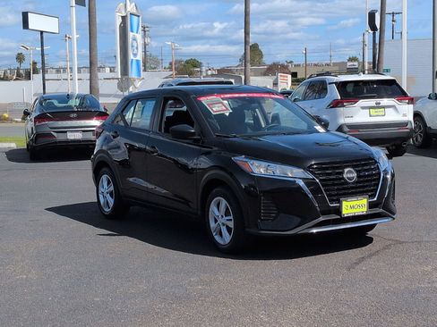 Certified 2024 Nissan Kicks S image 2