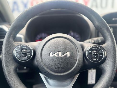 Used 2022 Kia Soul LX w/ Technology Package FWD image 48