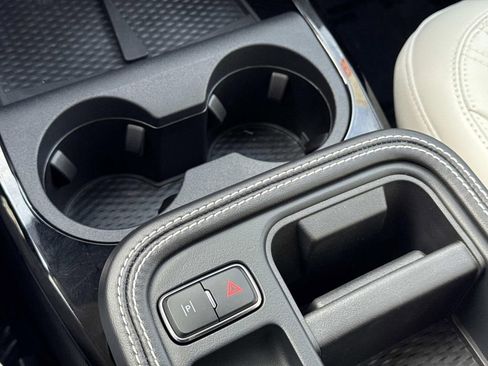 Used 2025 Ford Mustang Mach-E Premium image 26