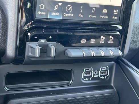 New 2024 RAM 2500 Rebel image 43
