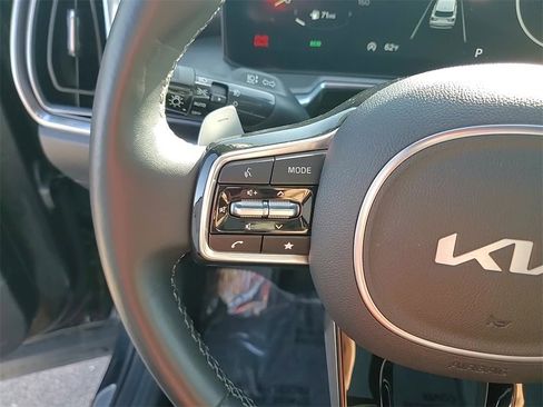 Used 2024 Kia Sorento SX Prestige image 14