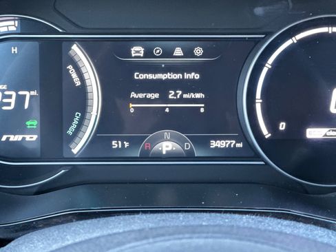 Used 2022 Kia Niro EX image 31