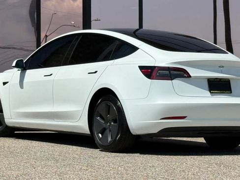 Used 2023 Tesla Model 3 Standard Range RWD image 7