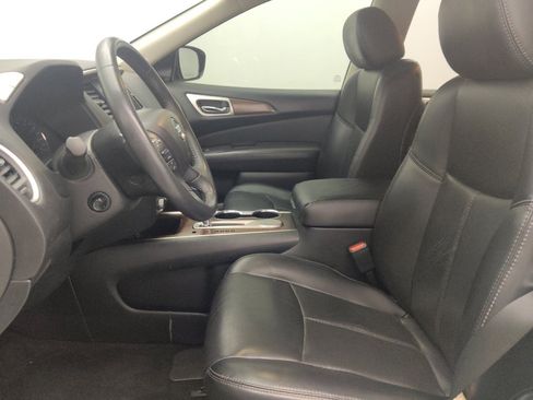 Used 2017 Nissan Pathfinder Platinum FWD image 17