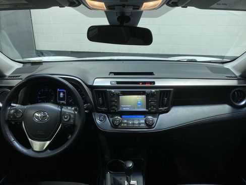 Used 2018 Toyota RAV4 XLE w/ Plus Extra Value Package AWD/4WD image 10