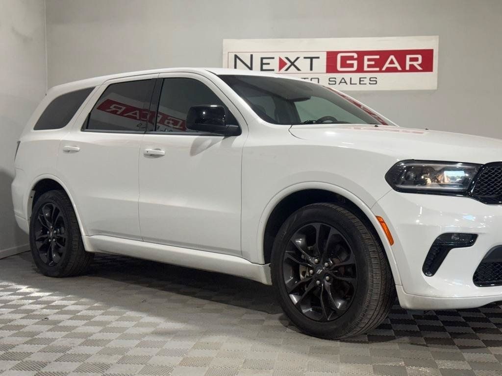Used 2021 Dodge Durango SXT RWD image 2