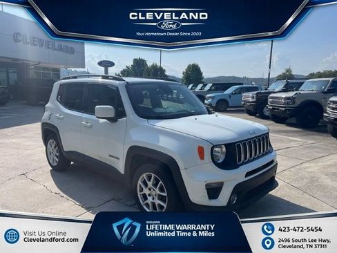 Used 2019 Jeep Renegade Latitude FWD image 1