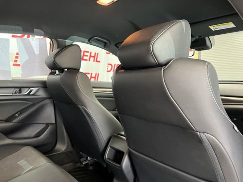Used 2020 Honda Accord Sport image 11
