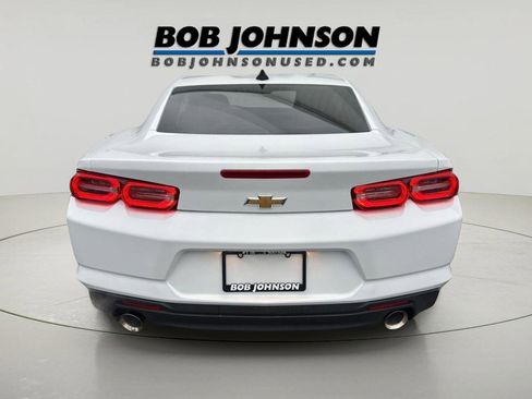 Used 2023 Chevrolet Camaro LT RWD image 4