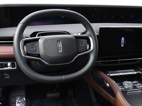 New 2026 Lincoln Nautilus Reserve w/ Jet Appearance Package image 12