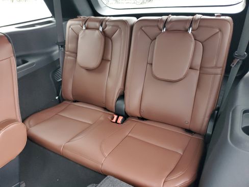 New 2026 Lincoln Aviator Reserve w/ Jet Appearance Package AWD/4WD image 27