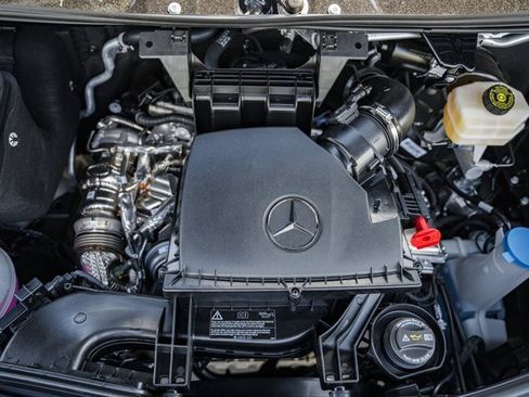 Used 2024 Mercedes-Benz Sprinter 3500 image 16