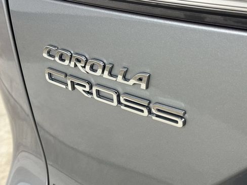 Used 2024 Toyota Corolla Cross L AWD/4WD image 25