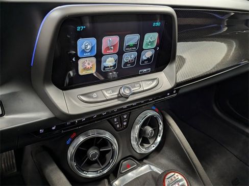 Used 2018 Chevrolet Camaro ZL1 image 28