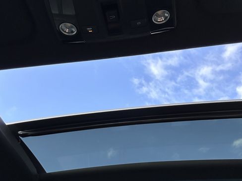 Used 2024 Kia K5 GT w/ GT1 Package image 28