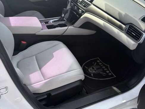 Used 2020 Honda Accord LX image 5