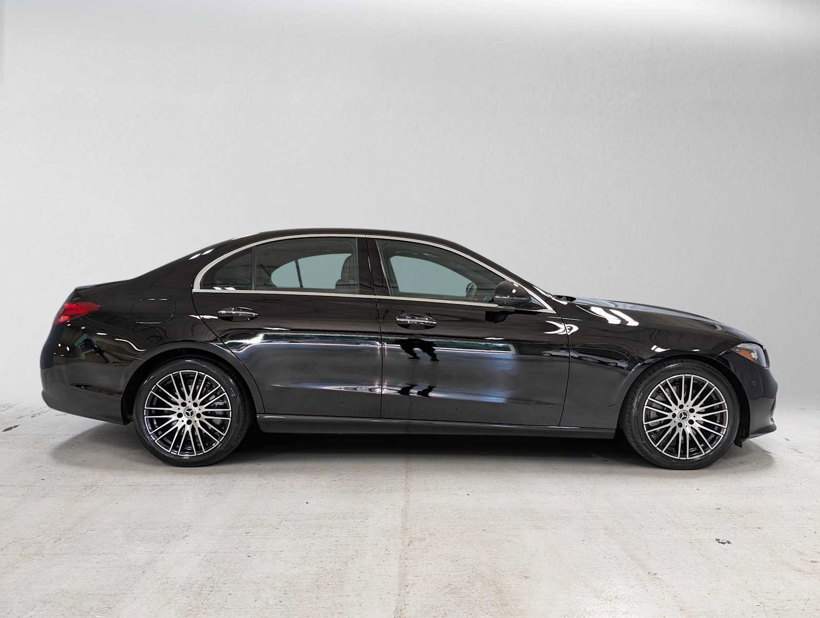 Certified 2026 Mercedes-Benz C 300 4MATIC Sedan image 2