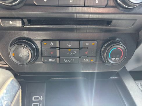 Used 2018 Ford F150 XLT w/ Equipment Group 302A Luxury AWD/4WD image 26