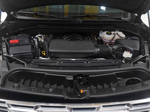 Used 2025 GMC Yukon Denali w/ Denali Reserve Package image 35