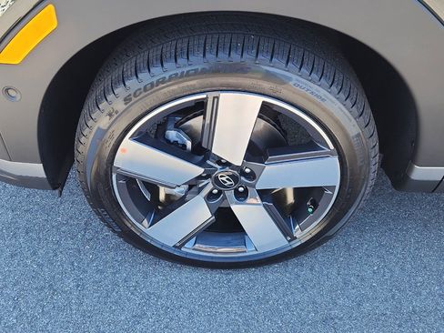 New 2026 Hyundai Santa Fe Limited FWD image 9