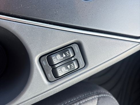 Certified 2025 Subaru Crosstrek 2.0i Premium AWD/4WD image 27