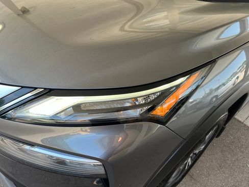 Used 2021 Nissan Rogue SV AWD/4WD image 27