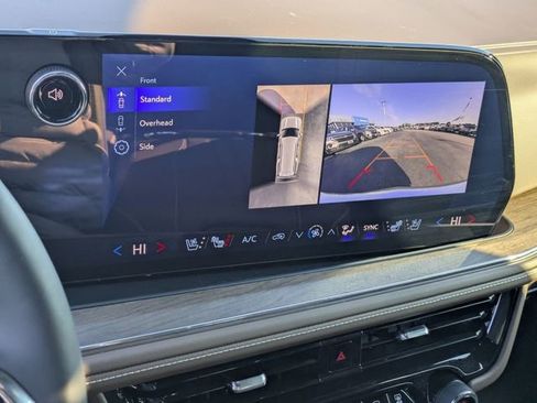 New 2025 Chevrolet Suburban High Country image 22