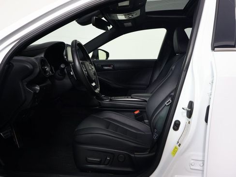 Used 2023 Lexus IS 350 F Sport image 10