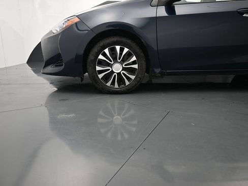 Used 2019 Toyota Corolla LE FWD image 15