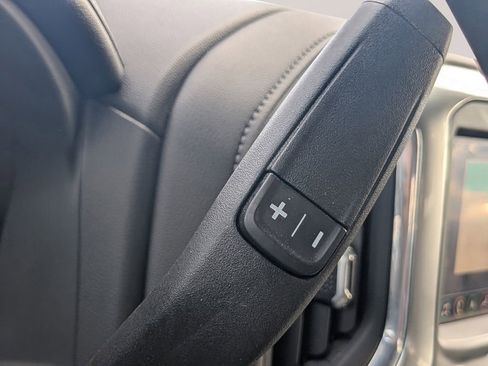 Used 2021 Chevrolet Silverado 1500 LTZ image 27