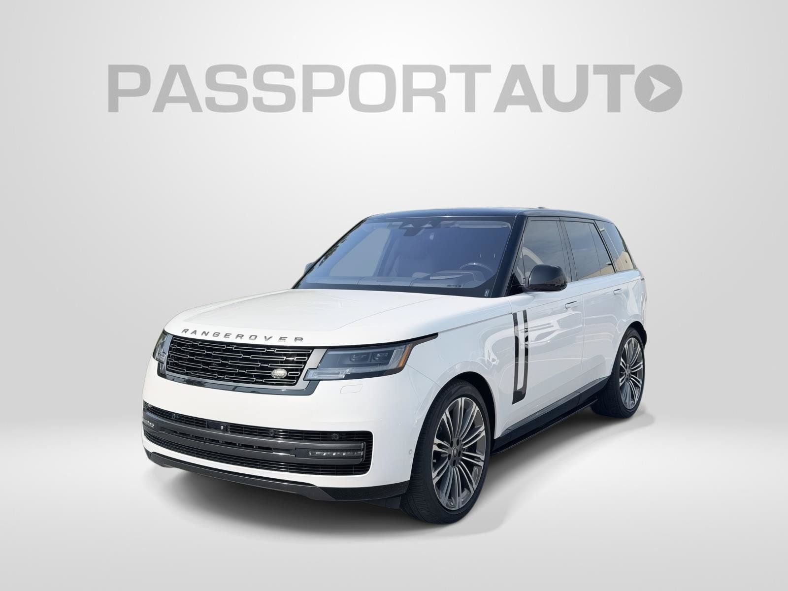 Used 2023 Land Rover Range Rover SE AWD/4WD image 1