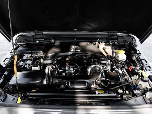 Used 2021 Jeep Wrangler Unlimited Sport image 7