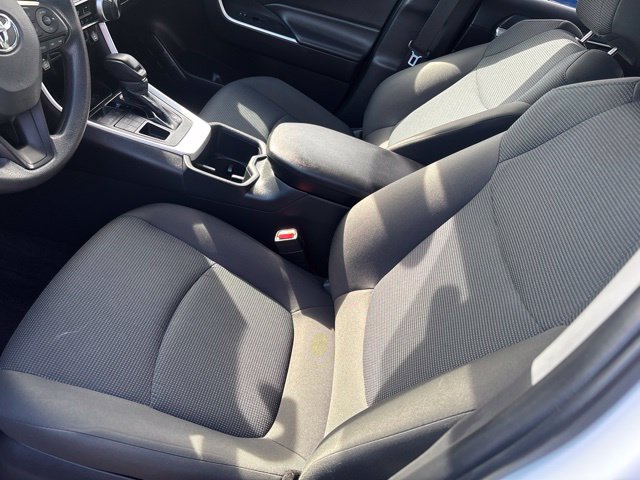 Used 2025 Toyota RAV4 LE AWD/4WD image 19