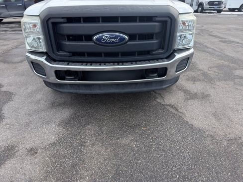 Used 2016 Ford F250 XL w/ Power Equipment Group image 5