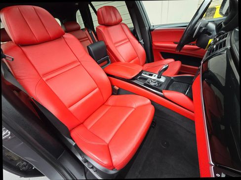 Used 2013 BMW X5 M AWD/4WD image 22