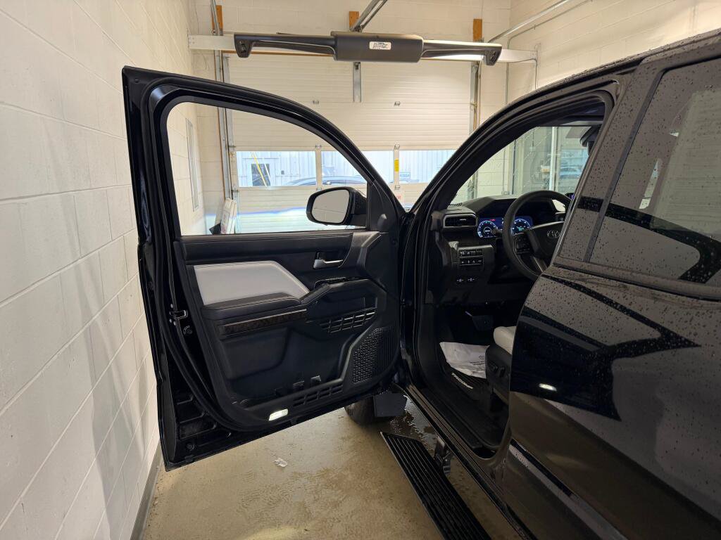 Certified 2026 Toyota Tacoma Limited AWD/4WD image 20