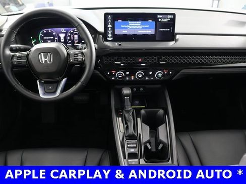 Used 2025 Honda Accord Touring image 2
