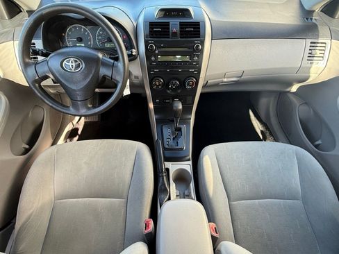 Used 2012 Toyota Corolla L image 24